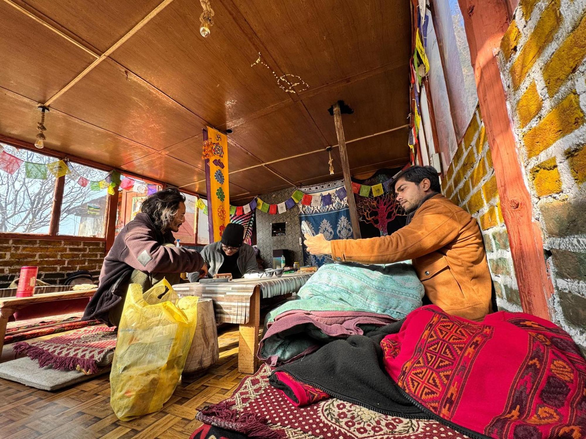 Hippy Hyde Kalga Hotel Kalgha Luaran gambar